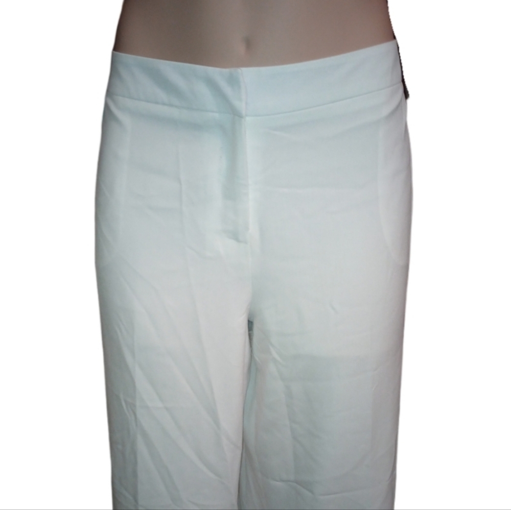 White slacks - Picture 4 of 6